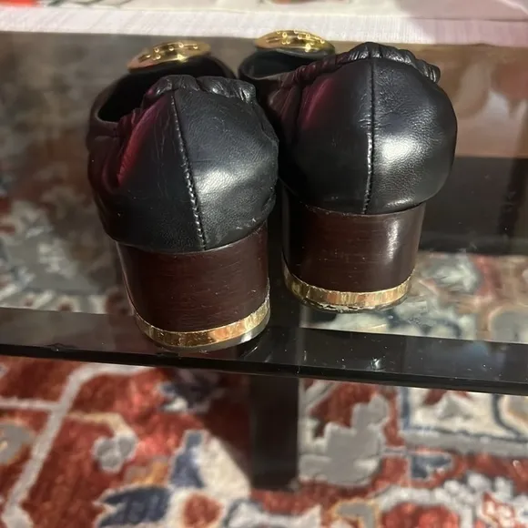 😎Tory Burch black heels WORN , the size is 36.5 EUR or 9.5 inches, maybe 7.5US.