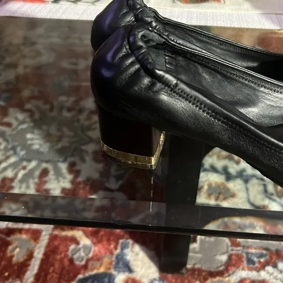 😎Tory Burch black heels WORN , the size is 36.5 EUR or 9.5 inches, maybe 7.5US.