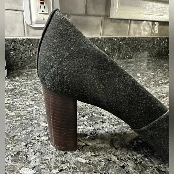 Tory Burch | Black Suede Snakeskin Cap Pacey Block Heels Size 9.5