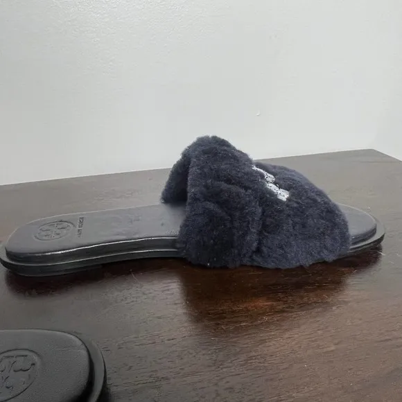 TORY BURCH EMBELLISHED GENUINE SHEARLING SLIDE SLIPPER BLACK SZ 6 NEW W/OUT BOX