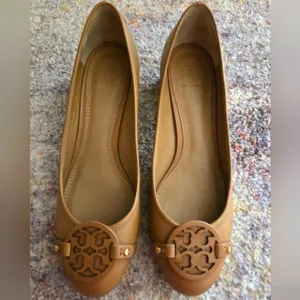 Tory Burch Mini MILLER LOGO Pumps/ Heels