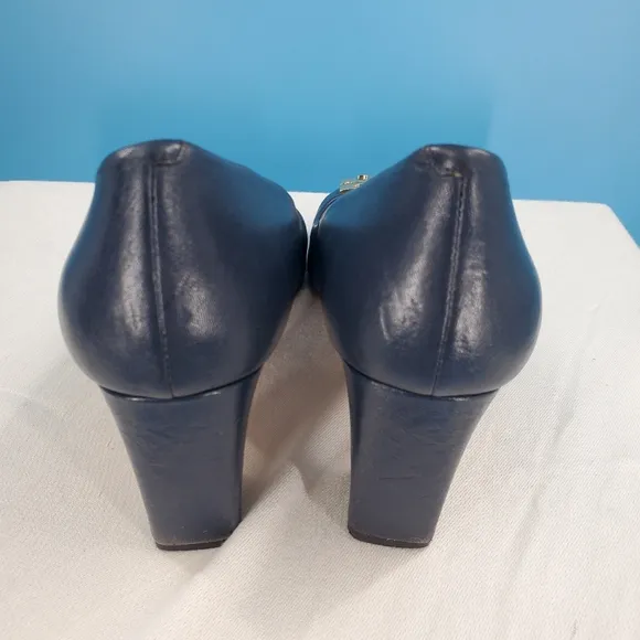 Tory Burch navy leather block heel pump 8.5M