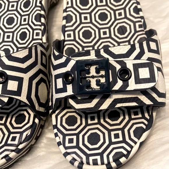 Tory Burch Noah Navy Leather Slides Size 7 1/2