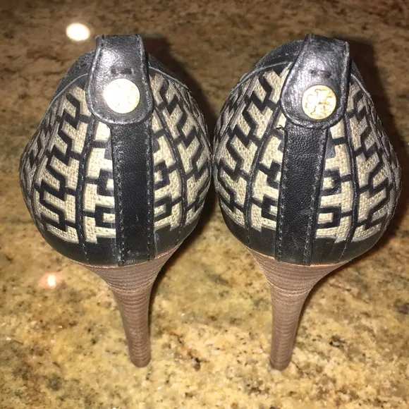 Tory Burch Reagan Heels Open Toe Stilettos Black/Cream - Size 9