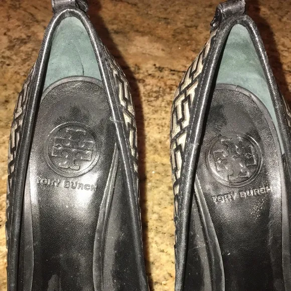 Tory Burch Reagan Heels Open Toe Stilettos Black/Cream - Size 9
