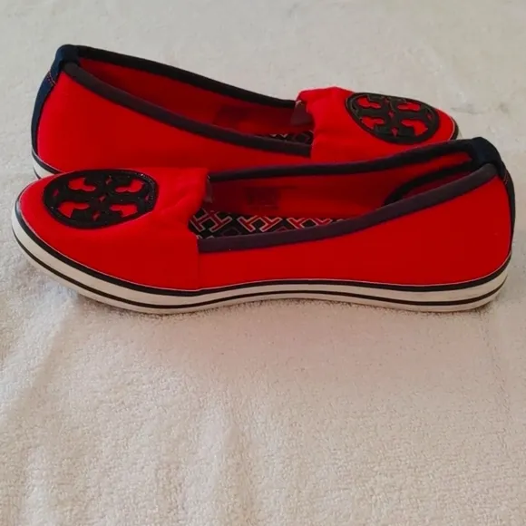Tory Burch Red and Navy Canvas Raymond Slip On Size 6 (4359)