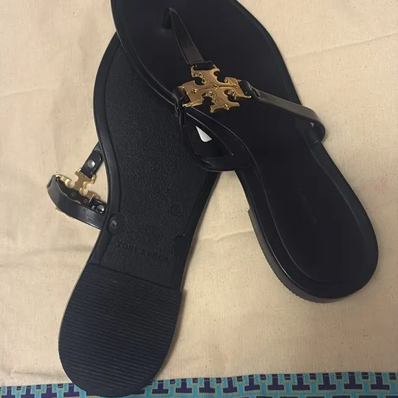 Tory Burch Roxanne Jelly T-bar Slide Sandal Size 7 NWT $ 198.00