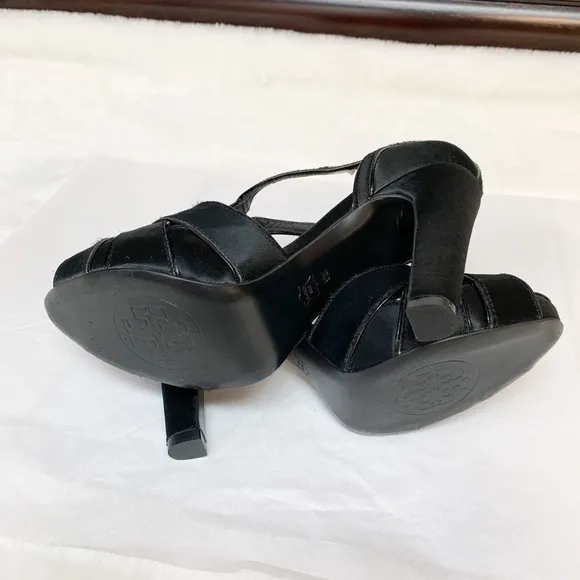 Tory Burch Strap Block Heels Size: 9