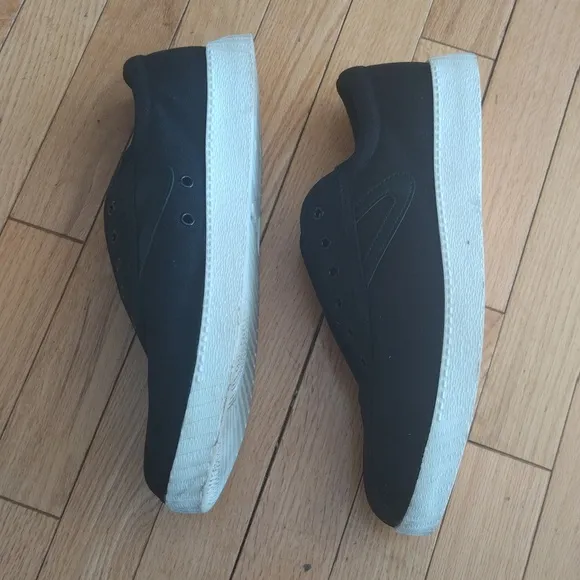 Tretorn Nylite plus canvas laceless slip on sneakers w comfort insole system
