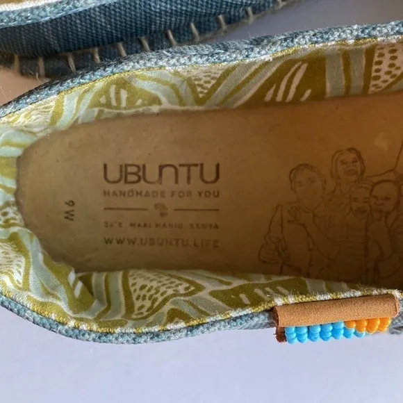 Ubuntu espadrille slip ons blue palm Sz 9 worn once canvas womens