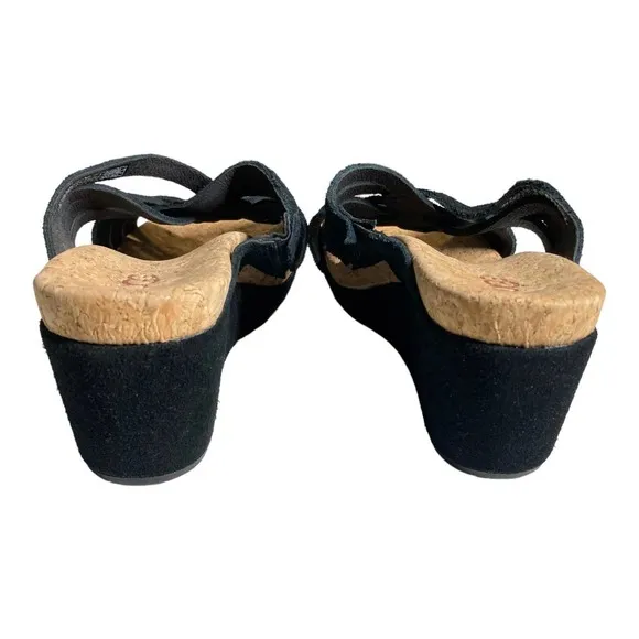 UGG Black Suede Lilah Wedge Sandals Size 8