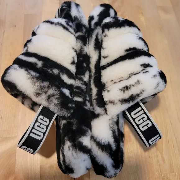 UGG Fluff Yeah Slide Marble Big Boys Size 5