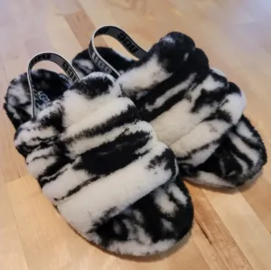 UGG Fluff Yeah Slide Marble Big Boys Size 5