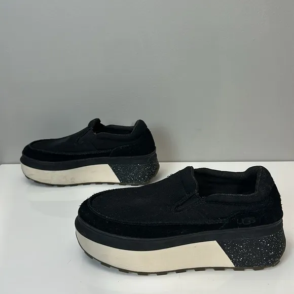UGG Marin Slip On Platform Sneaker Black Size 9