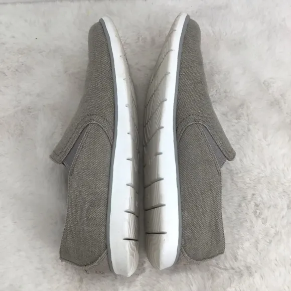 UGG Men’s Conley Slip-On Loafer Shoe Casual Gray Bus Casual Size 9