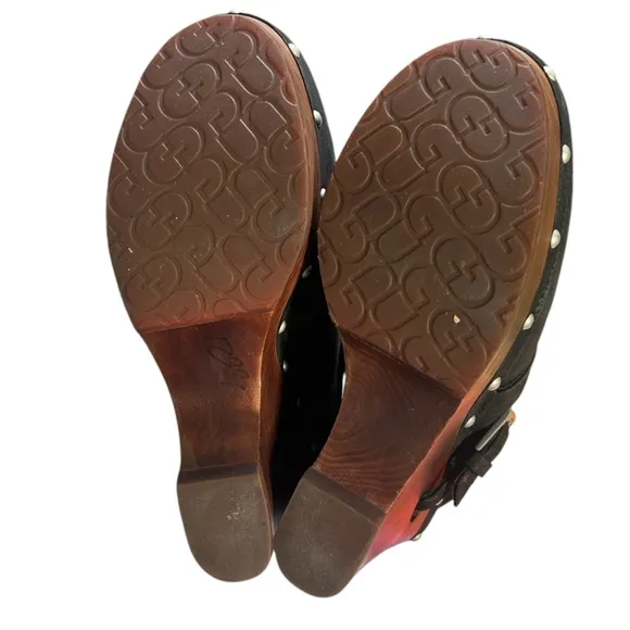 UGG Natalee Genuine Leather Sheep Skin Lined Black Studded Wedge Clogs Size 10