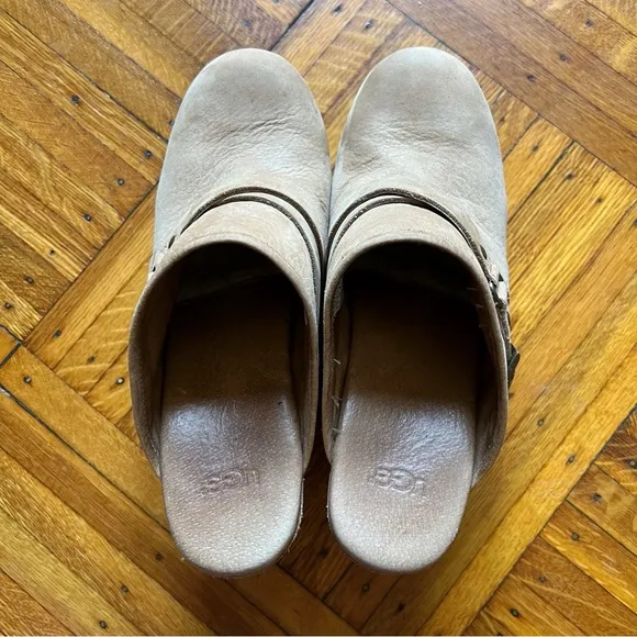 UGG Natalee Tan Platform Wood   Suede Mule Clogs