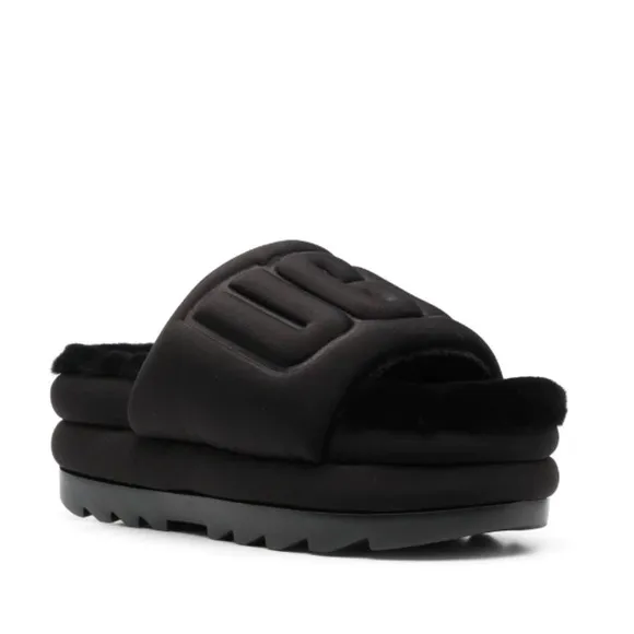 UGG NEW NWOB MAXI PADDED PLATFORM SLIDES