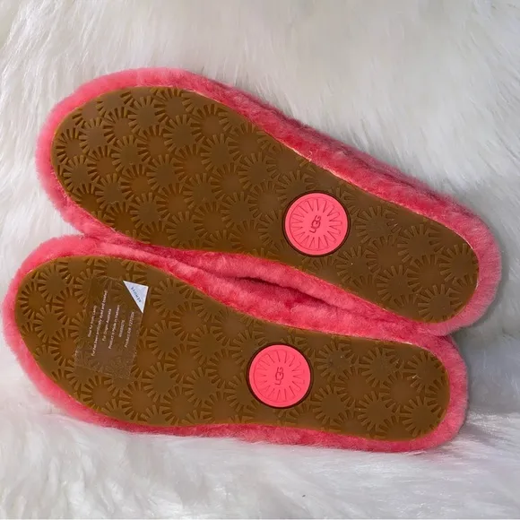 UGG OH YEAH Slides size 9 strawberry sorbet