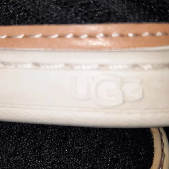 Ugg Sammy Chevron Black Slip-on SZ 7.5