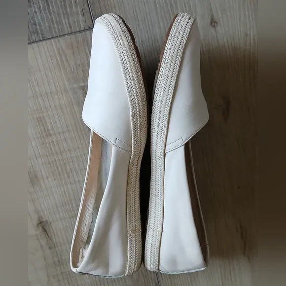 UGG Sauvie Women's flat slides, Size W8