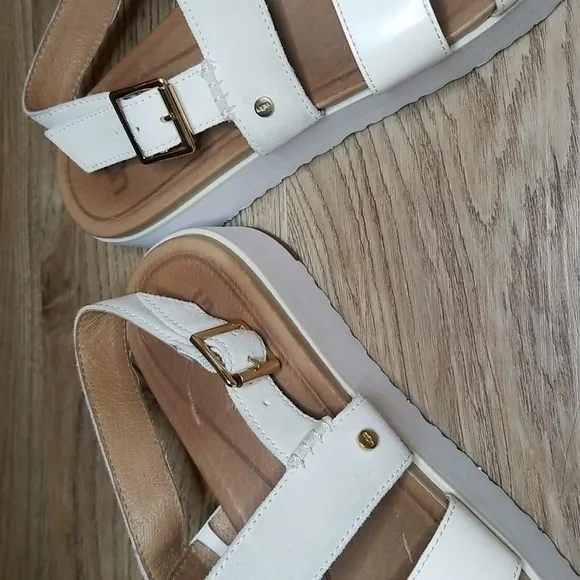 Ugg Treadlite Womens Braylynn White Flatform Wedge Heel Sandals