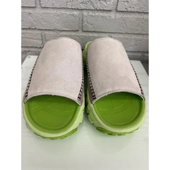 UGG Unisex Suede Venture Daze Slide Sandal Size 11M / 12 W
