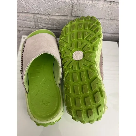 UGG Unisex Suede Venture Daze Slide Sandal Size 11M / 12 W