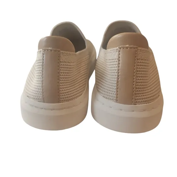 UGG Women Alameda Sammy Slip-on Sneaker Size 7.5