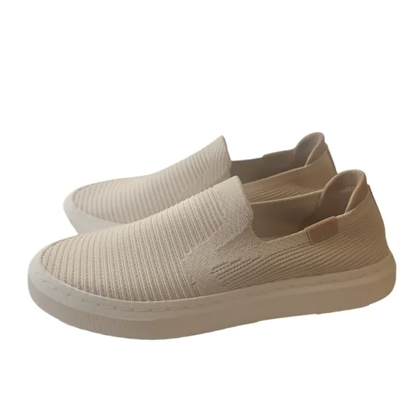 UGG Women Alameda Sammy Slip-on Sneaker Size 7.5