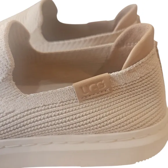 UGG Women Alameda Sammy Slip-on Sneaker Size 7.5