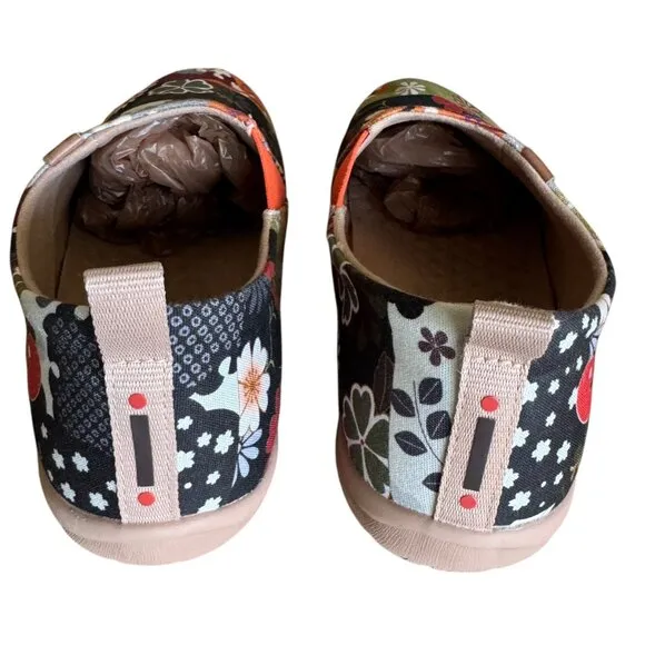 UIN Hana Toledo Design Floral Art Sneaker Painted Canvas Slipon Lightweight Shoe