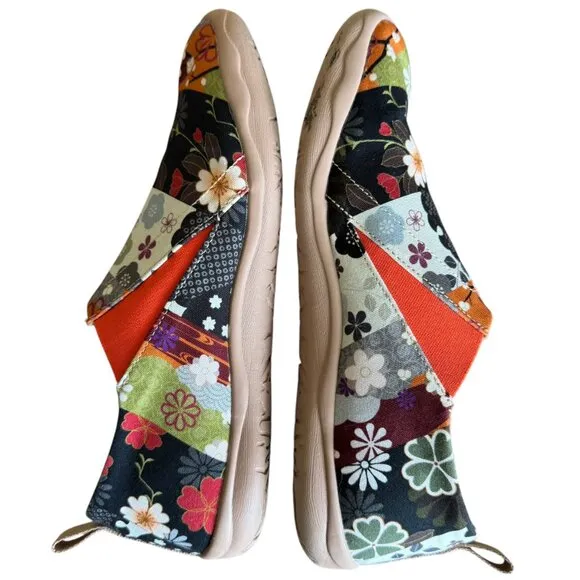 UIN Hana Toledo Design Floral Art Sneaker Painted Canvas Slipon Lightweight Shoe