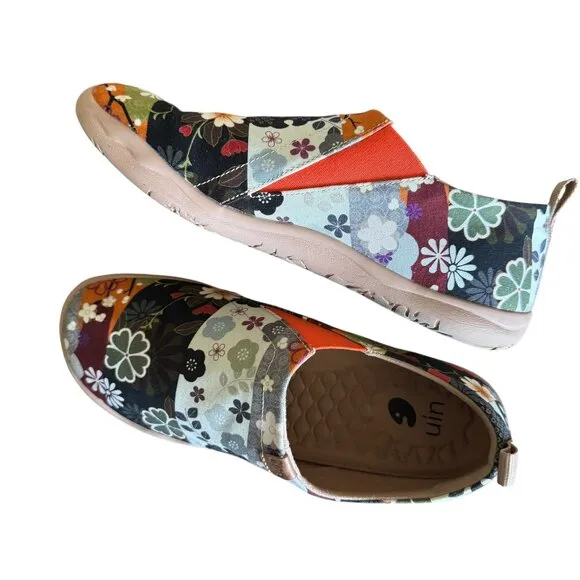 UIN Hana Toledo Design Floral Art Sneaker Painted Canvas Slipon Lightweight Shoe