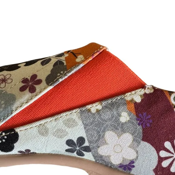 UIN Hana Toledo Design Floral Art Sneaker Painted Canvas Slipon Lightweight Shoe