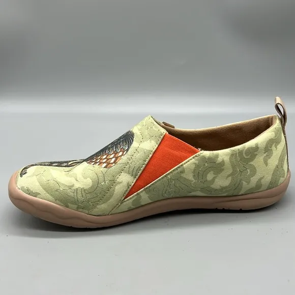UIN Toledo Chang Thai Elephant Slip On Canvas Shoe 8.5 Green