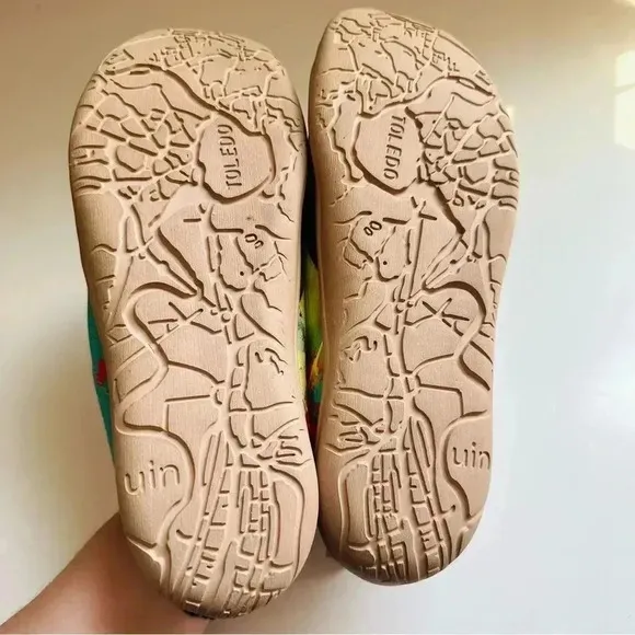 Uin Mottled Butterfly Slip Ons