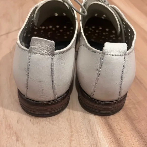 Unique Moma Italian White Leather Perforated Oxford Shoes Size 6