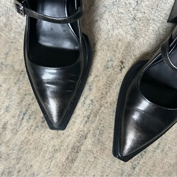 Vagabond Vivian Silver Heels