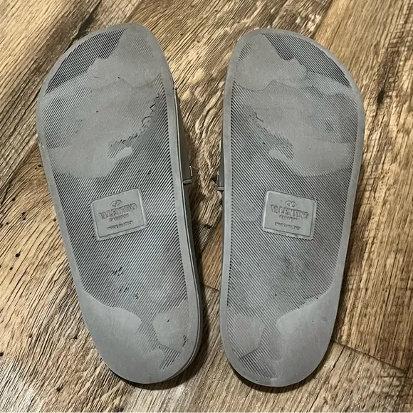 Valentino Rock Stud Slides Gray Size 39 US 9 Preowned