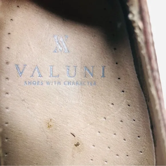Valuni Brown Pebbled Leather Buckled Strap Oxfords