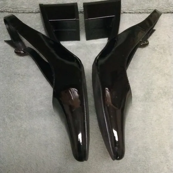 Vaneli Madala Paten Leather Sling Back with block heels size 9