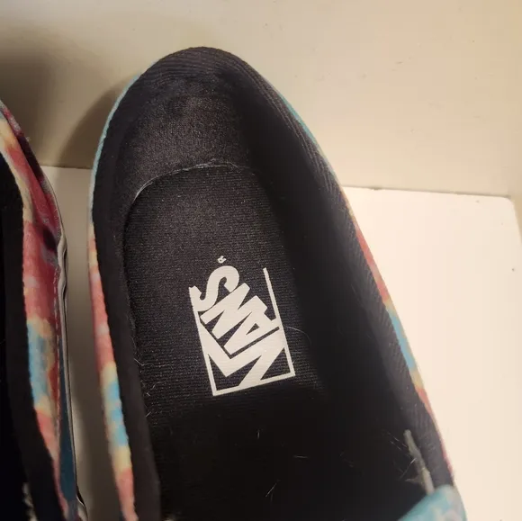 VANS &quot;Asher&quot; Tie Dye Canvas Slip-On Sneakers Womens 7.5/38 Ret $135 WORN ONCE!
