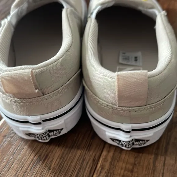 Vans Asher Checkerboard Embroidered Sunflower Girls Size 5