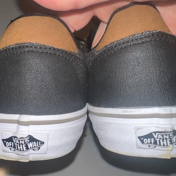 Vans Atwood Deluxe Gray Sneakers Men's Size 10 Low Top Skate Shoes Ultra Cush