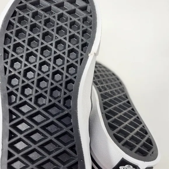 Vans Boys Youth Black Gray Asher Checker Slip on Low Top Shoes New Size 11