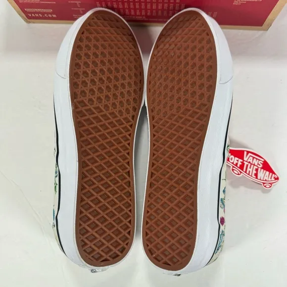 Vans Classic Slip-On Butterfly Floral Marshmallow Sneakers Men's Size 10