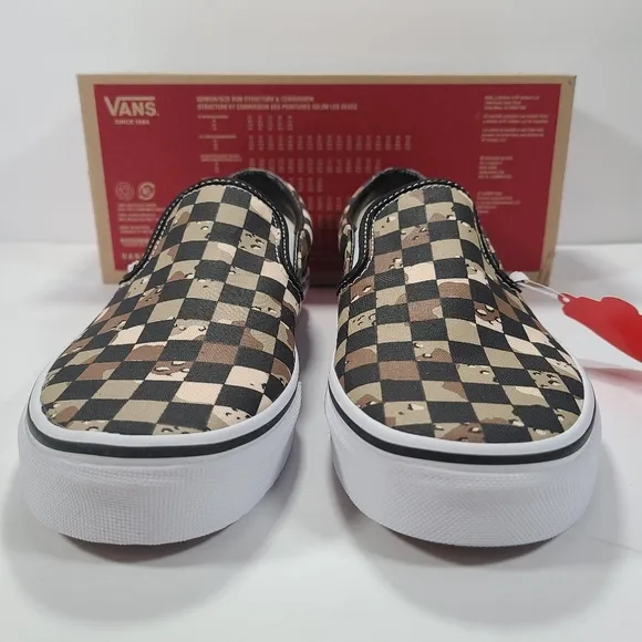 Vans Classic Slip-On Checkerboard Camo Desert Men's Size 7 Women’s Size 8.5
