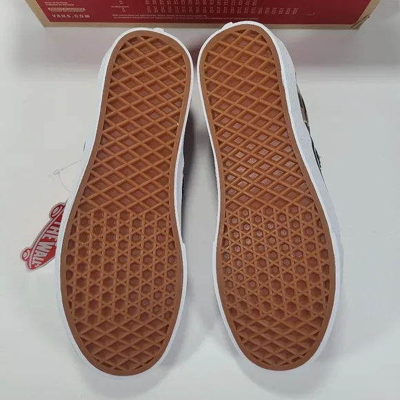 Vans Classic Slip-On Checkerboard Camo Desert Men's Size 7 Women’s Size 8.5