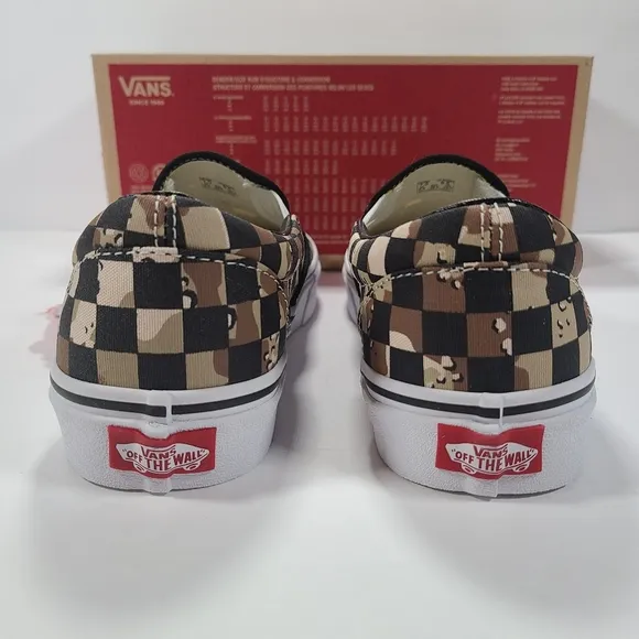 Vans Classic Slip-On Checkerboard Camo Desert Men's Size 7 Women’s Size 8.5